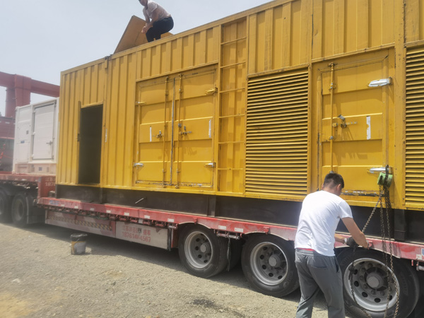 佛冈发电机出租100KW发电机需要什么规格的电缆线？