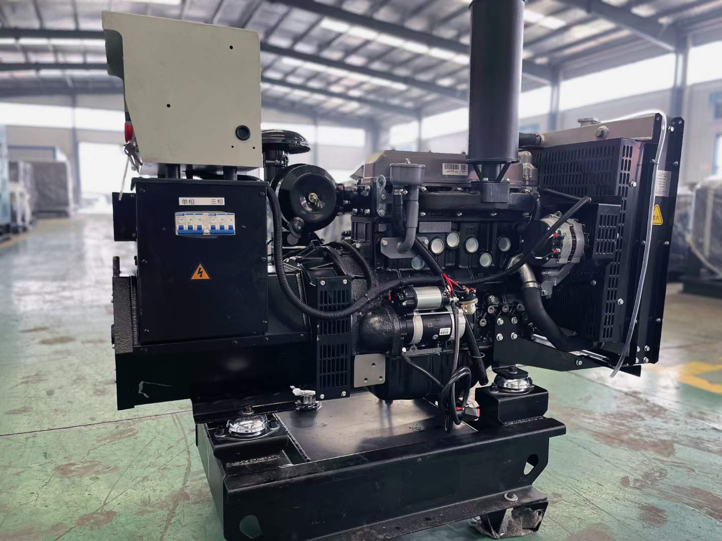 佛冈如何降低电感性负载对发电机的影响？