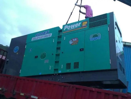 佛冈柴油发电机组转速不稳定时，如何对发动机进行维护？