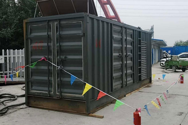 佛冈发电机租赁空气滤清器多久更换一次？