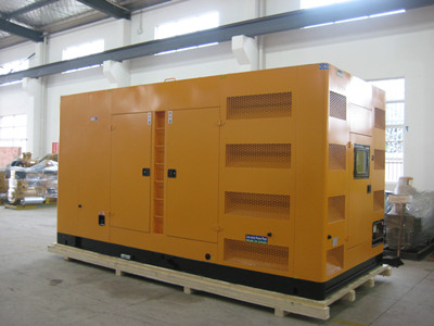 佛冈不同类型的发电机组在冬季保养时的注意事项有何差异？